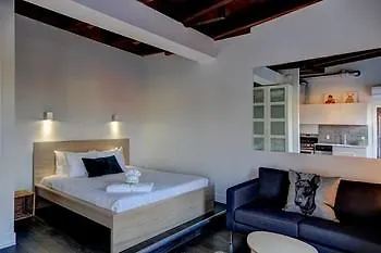 Leqube Apartments Montreal