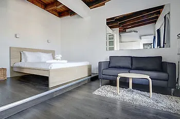 Leqube Apartments Montreal